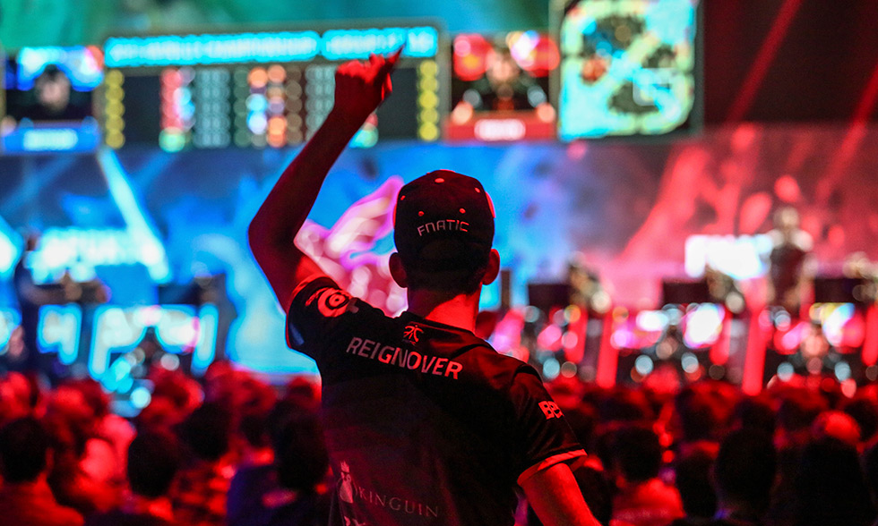 Faker再战两年，T1中单加盟FNC，MSI赛事前瞻：电竞世界新篇章