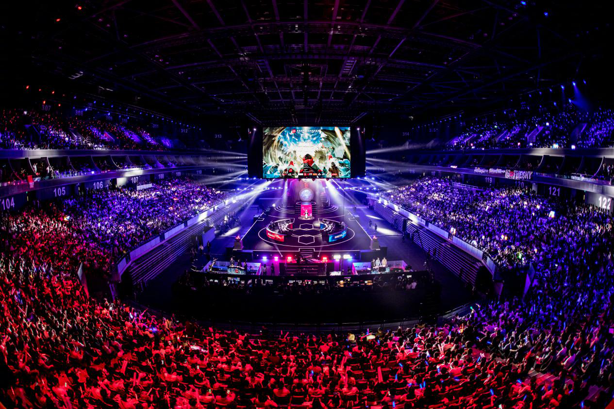 BLG战队斩获年度总决赛冠军，Bin霸气表态直面369，红米教练泪洒赛场，TES跌入冒泡赛生死战